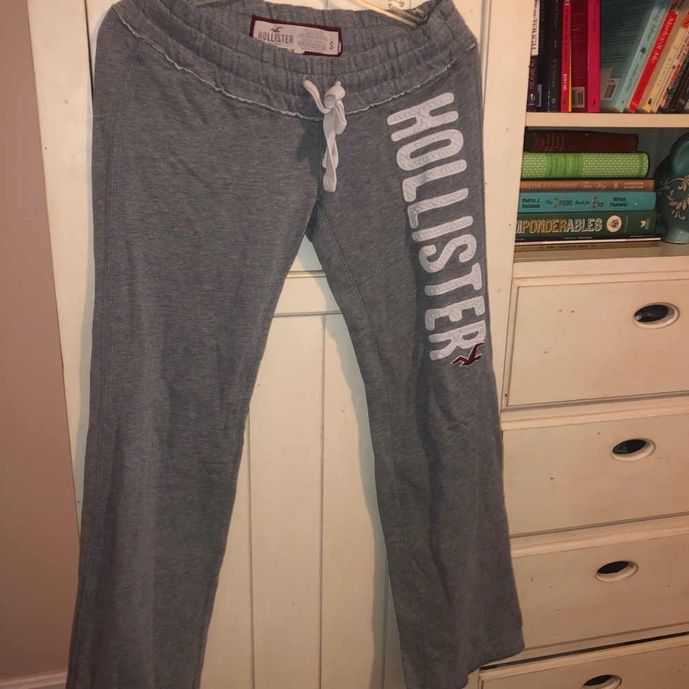 Hollister grey sweat pants size S